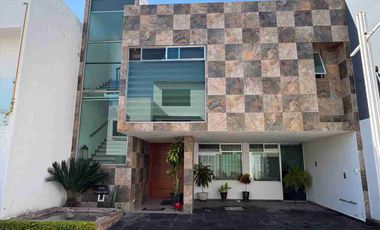 Hermosa casa en renta en Momoxpan