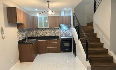 For Rent: 3BR Woodsville Residences Townhouse