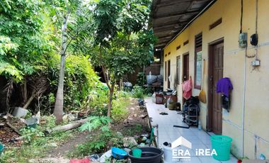 RUMAH KOST DIJUAL DI SOLO BARU DEKAT PASAR TELUKAN DAN PUSAT BISNIS SOLO BARU