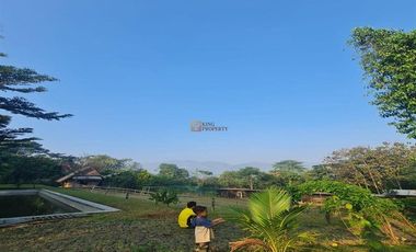 Villa Modern Tropical Riverside Estate – 4.400 m² Tanah Langka Dekat Tol Soreang & Kota Bandung, Di Bawah Harga Pasar 50%