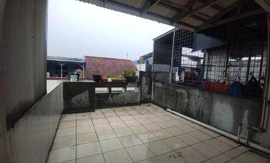 ANA RUMAH UK 4X15M DI JALAN MOBIL JELAMBAR