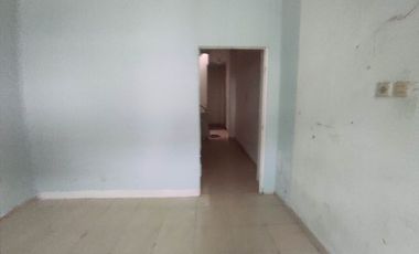 ANA RUMAH UK 4X15M DI JALAN MOBIL JELAMBAR