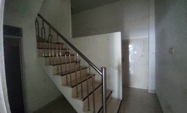 ANA RUMAH UK 4X15M DI JALAN MOBIL JELAMBAR