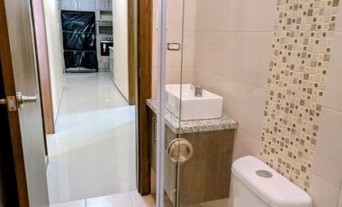 Casa en Venta Sector Las Acacias Centro Manta | 3 Dormitorios, Patio y Garage