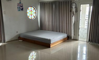 Dijual rumah siap huni 3 lantai lokasi strategis dekat terminal giwangan, embung budaya giwangan Sorosutan, Kota Yogyakarta