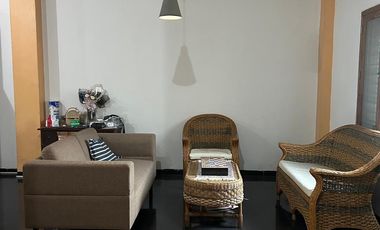Dijual rumah siap huni 3 lantai lokasi strategis dekat terminal giwangan, embung budaya giwangan Sorosutan, Kota Yogyakarta