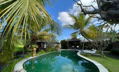 For Sale Balinese Classic Villa View Sawah & Gunung At Sidemen Karangasem Bali.