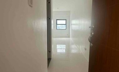 FOR RENT STUDIO UNIT AT COHO TAGUIG