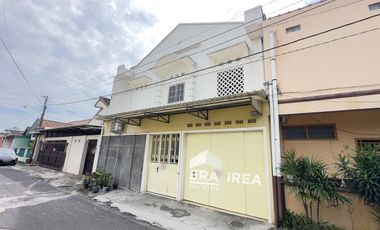 DIJUAL RUMAH DI SOLO DEKAT PASAR HARJODAKSINO