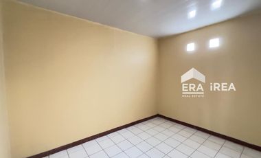 DIJUAL RUMAH DI SOLO DEKAT PASAR HARJODAKSINO