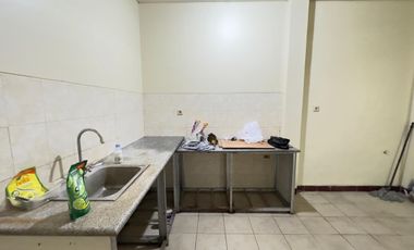 DIJUAL RUMAH DI SOLO DEKAT PASAR HARJODAKSINO