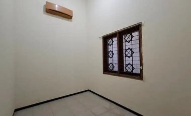 Disewakan Gudang + Kantor Siap Pakai Lokasi Jalan Brigjen Katamso waru Sidoarjo