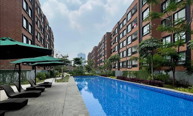 For rent Lloyd Apartment 2 Bedrooms Full Furnished Near Binus University Alam Sutera