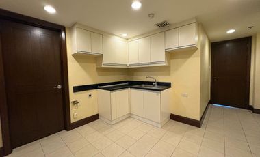 4BR SEMI-FURNISHED UNIT FOR LEASE AT DISCOVERY PRIMEA