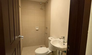 4BR SEMI-FURNISHED UNIT FOR LEASE AT DISCOVERY PRIMEA