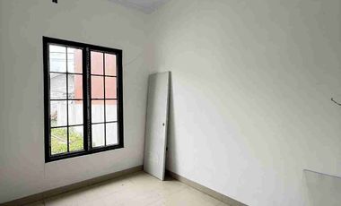 RUMAH BARU FINISHING DI KONTRAKAN BULANAN