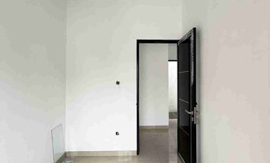 RUMAH BARU FINISHING DI KONTRAKAN BULANAN