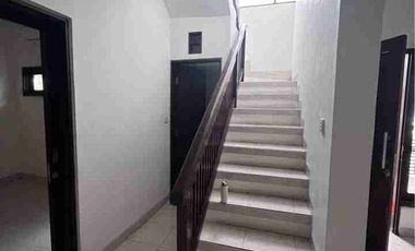 Rumah 2lt Jl Gunung Salak Area Perumahan one gate system area Strategis Hunian.