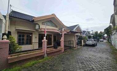 RUMAH PERUMAHAN JL.GEDONGKUNING REJOWINANGUN KOTAGEDE KOTA JOGJA YOGYAKARTA