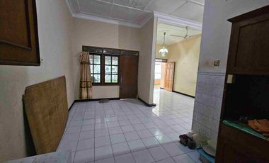 RUMAH PERUMAHAN JL.GEDONGKUNING REJOWINANGUN KOTAGEDE KOTA JOGJA YOGYAKARTA