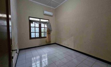 RUMAH PERUMAHAN JL.GEDONGKUNING REJOWINANGUN KOTAGEDE KOTA JOGJA YOGYAKARTA