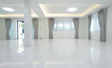 ♻️ For Rent / Sale – The Master Royal Suanluang R.9 🔹Newly renovated 2-storey detached house