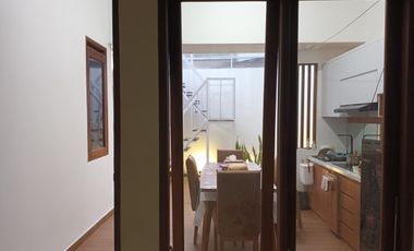 Jual Rumah LOKASI FAVORIT di Antapani Bandung LINGKUNGAN NYAMAN harga MURAH di bawah Pasaran