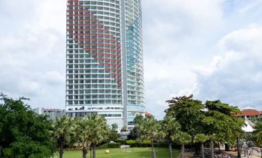 Luxury Beachfront Condo for Rent at Mövenpick White Sand Beach Pattaya  | 1BR | 19th Floor | Yacht Marina View