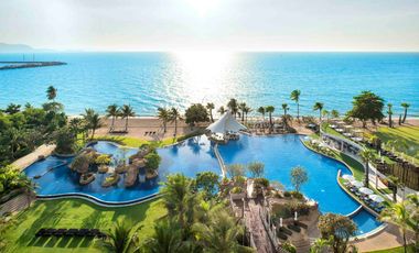 Luxury Beachfront Condo for Rent at Mövenpick White Sand Beach Pattaya  | 1BR | 19th Floor | Yacht Marina View