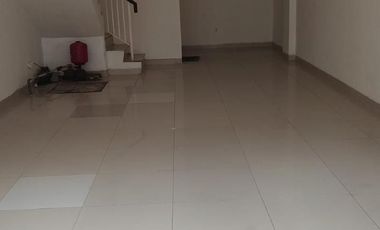 Disewakan Ruko 3 Lantai Dekat Mall di Galaxy Bekasi