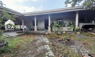 RUMAH DIJUAL DI PLESUNGAN DEKAT KAMPUS 2 ISI SURAKARTA DAN GOR UTP
