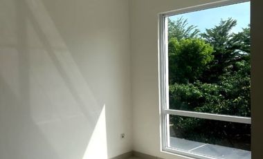 Disewakan Murah Rumah Green Puri Jakarta Barat 8x15, Siap Huni, Best Price