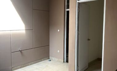 Disewakan Murah Rumah Green Puri Jakarta Barat 8x15, Siap Huni, Best Price