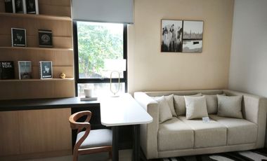 RUMAH BARU dijual di Taman Semanan Indah