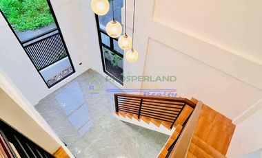 FOR SALE – NEWLY BUILT HOUSE & LOT