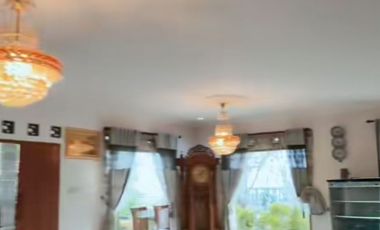 Jual VILLA LUAS dengan KOLAM RENANG Private Pool harga SUPER MURAH di Bandung