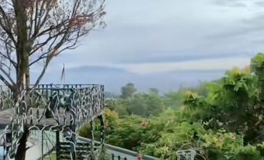 Jual VILLA LUAS dengan KOLAM RENANG Private Pool harga SUPER MURAH di Bandung