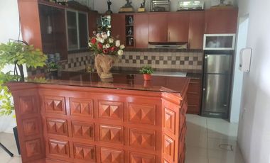 Jual VILLA LUAS dengan KOLAM RENANG Private Pool harga SUPER MURAH di Bandung