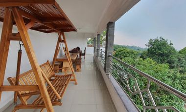 Jual VILLA LUAS dengan KOLAM RENANG Private Pool harga SUPER MURAH di Bandung