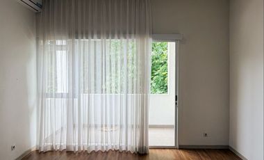 rumah murah bagus 2 lantai siap huni dago bandung