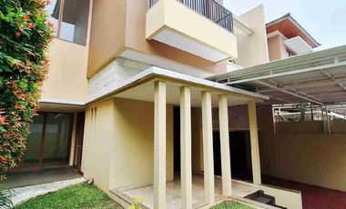 JUAL RUMAH DIKEMANG, CIPETE, CILANDAK JAKARTATA SELATAN, SWIMMING POOL