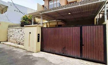 JUAL RUMAH DIKEMANG, CIPETE, CILANDAK JAKARTATA SELATAN, SWIMMING POOL