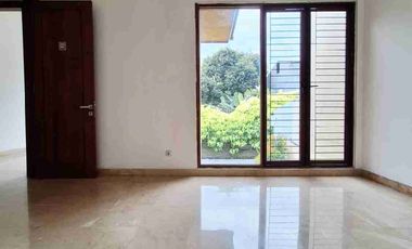JUAL RUMAH DIKEMANG, CIPETE, CILANDAK JAKARTATA SELATAN, SWIMMING POOL