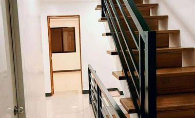 Townhouse for sale in Dumas st.Lapaz,Makati city