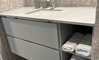 Oportunidad: A estrenar, particular alquila monoambiente amueblado y equipado completo, en calle Córdoba 534 BLISS Tower, zona centro de Neuquén.