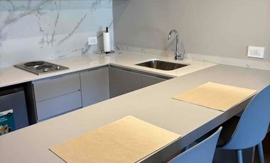 Oportunidad: A estrenar, particular alquila monoambiente amueblado y equipado completo, en calle Córdoba 534 BLISS Tower, zona centro de Neuquén.