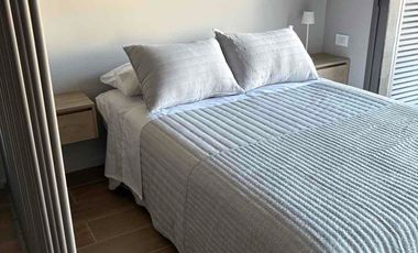 Oportunidad: A estrenar, particular alquila monoambiente amueblado y equipado completo, en calle Córdoba 534 BLISS Tower, zona centro de Neuquén.