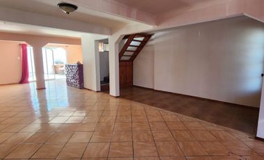 En venta casa  ubicada en el sector El Olivar. Coquimbo. 3D+2B+COCINA AMERICNA+AMPLIA+LUMINOSA