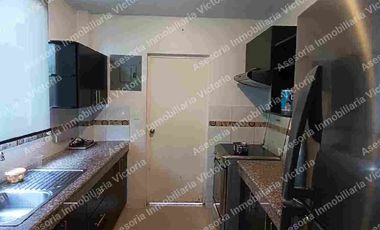 Alquilo casa amoblada en Urbanización Napoli con piscina.