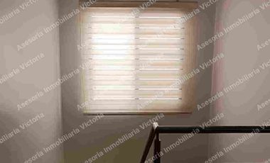 Alquilo casa amoblada en Urbanización Napoli con piscina.